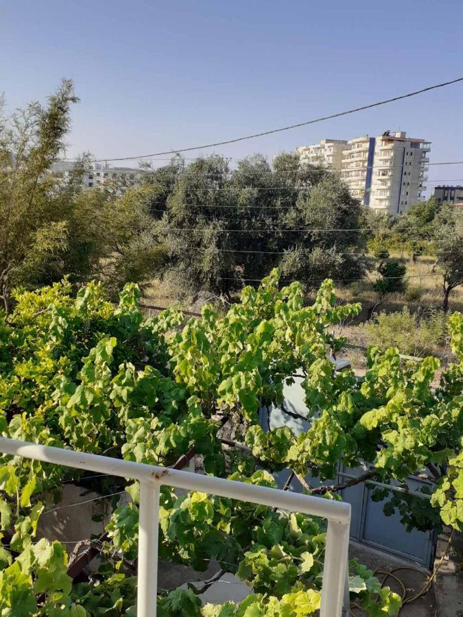 Gezos Apartment Himare Buitenkant foto